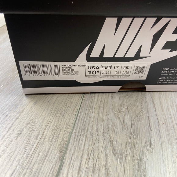 Nike Air Jordan 1 Retro High OG Shoes Mens 10.5 Black White Men DZ5485-010 NEW - Picture 15 of 15
